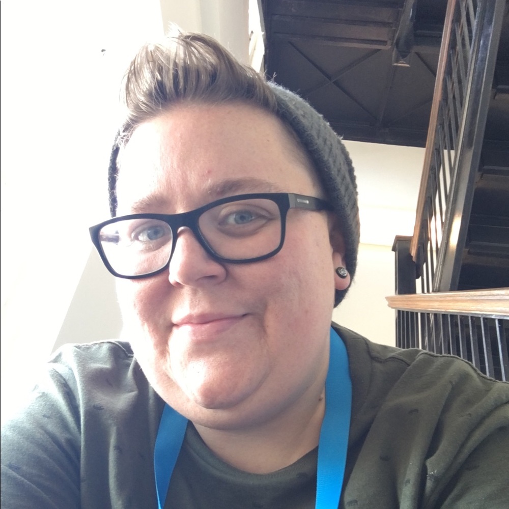 Meet your Posher, Ashley